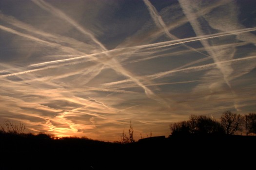 Chemtrails_08-525x350 Chemtrails Over Los Angeles, California